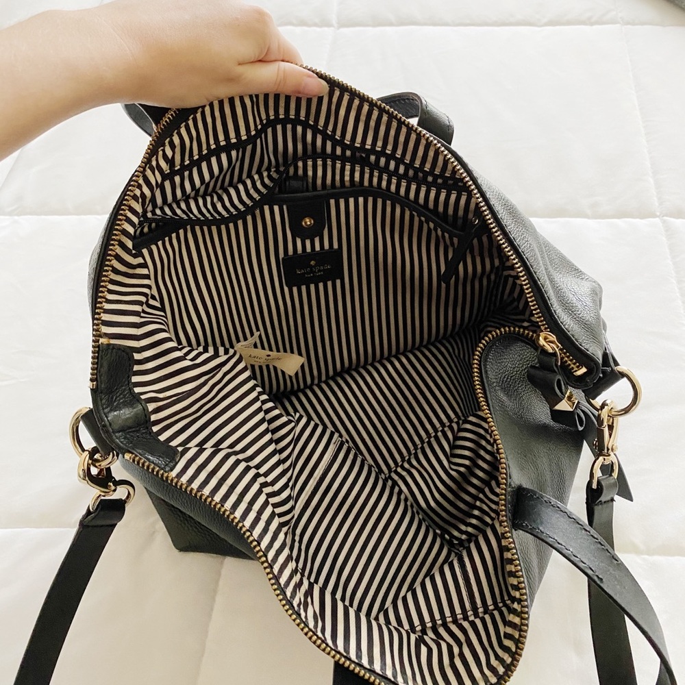 ♠️Kate Spade Bow Shaped Bottom Large Bag 100% Leather - Picture 5 of 8